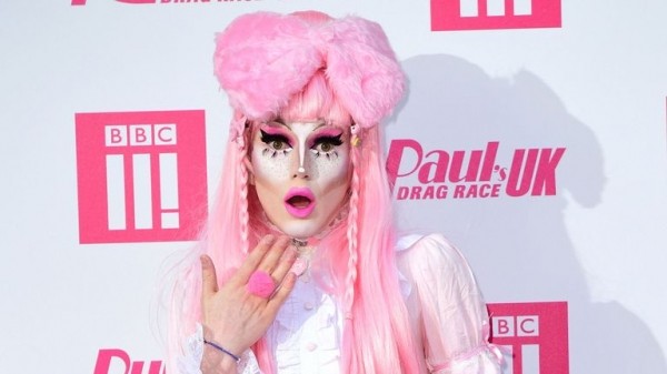 
                              Camp meets politics: Queens on the pink carpet of Drag Race UK premiere
                      