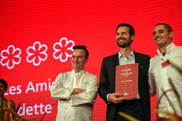 French restaurants Les Amis and Odette get three Michelin stars for the first time French restaurants Les Amis and Odette get three Michelin stars for the first time