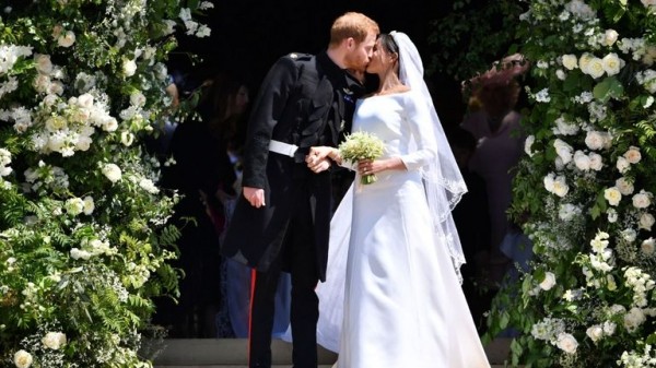 'More than just a dress': Fashion and the Royal Family
'More than just a dress': Fashion and the Royal Family