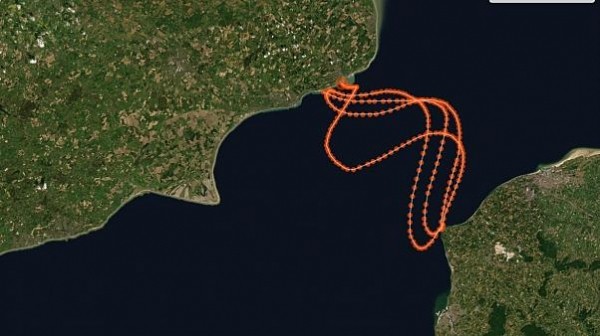 Sarah Thomas: Cancer survivor becomes first to swim English Channel four times non-stop Sarah Thomas: Cancer survivor becomes first to swim English Channel four times non-stop