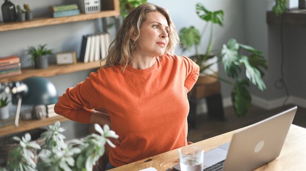 'I’m a spinal surgeon – here’s how your posture is killing your back' 'I’m a spinal surgeon – here’s how your posture is killing your back'