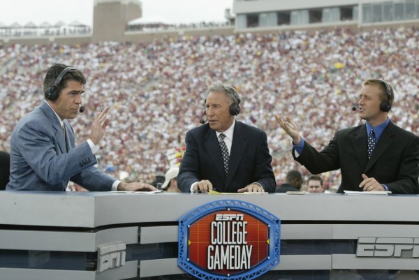 Iconic ESPN broadcaster Lee Corso to retire from ‘College Gameday’
Iconic ESPN broadcaster Lee Corso to retire from ‘College Gameday’