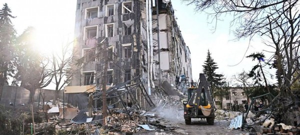 UN deplores deadly attack on city in central Ukraine
UN deplores deadly attack on city in central Ukraine