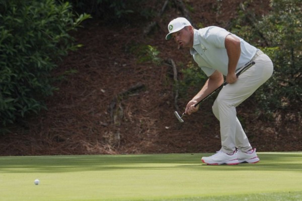 Rory McIlroy and Bryson DeChambeau cut into Justin Rose’s lead at the Masters
Rory McIlroy and Bryson DeChambeau cut into Justin Rose’s lead at the Masters
