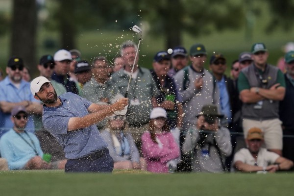 Rory McIlroy and Bryson DeChambeau cut into Justin Rose’s lead at the Masters
Rory McIlroy and Bryson DeChambeau cut into Justin Rose’s lead at the Masters