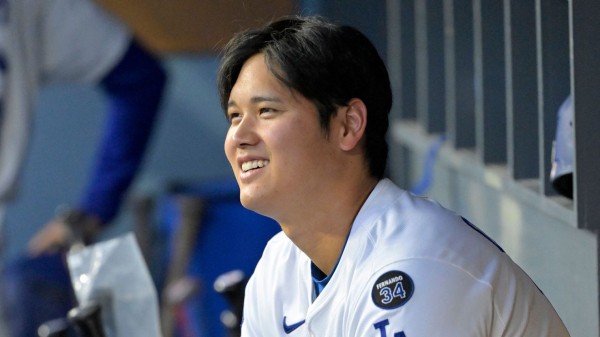 Dodgers star Shohei Ohtani and wife Mamiko welcome the birth of first child
Dodgers star Shohei Ohtani and wife Mamiko welcome the birth of first child