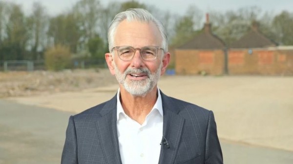 New Universal theme park set to open in UK - with promise of 'billions' of pounds for the economy New Universal theme park set to open in UK - with promise of 'billions' of pounds for the economy