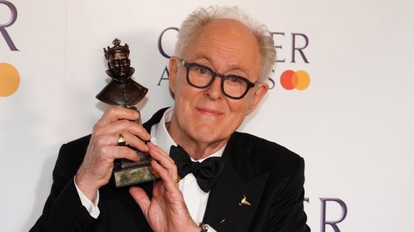 Olivier Awards: US actor says 'special relationship firmly intact' despite Trump's tariffs Olivier Awards: US actor says 'special relationship firmly intact' despite Trump's tariffs
