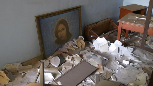 Ransacked and looted: Sky reporter returns to family home left in ruins after war in Sudan Ransacked and looted: Sky reporter returns to family home left in ruins after war in Sudan