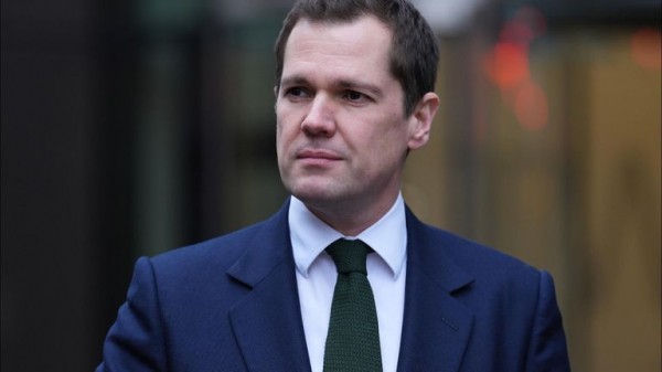 Robert Jenrick vows to 'bring coalition together' to end Tory-Reform fight Robert Jenrick vows to 'bring coalition together' to end Tory-Reform fight