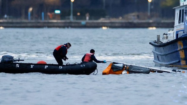 Tech executive and his family die after sightseeing helicopter crashes in New York Tech executive and his family die after sightseeing helicopter crashes in New York