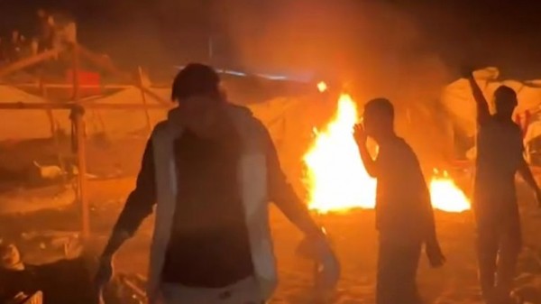 First aid trucks enter Gaza since early March - as UN says it is a 'drop in the ocean' First aid trucks enter Gaza since early March - as UN says it is a 'drop in the ocean'