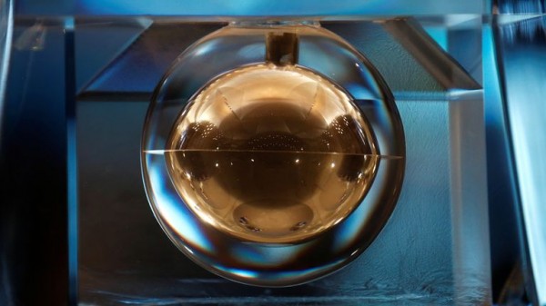 First moon rocks on Earth in half a century arrive in UK