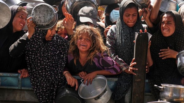 'Khan Younis looks like Stalingrad': British doctor in Gaza describes horror - and has message for world leaders 'Khan Younis looks like Stalingrad': British doctor in Gaza describes horror - and has message for world leaders