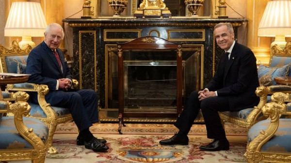 King left as 'piggy in the middle' over Canada-US stand-off King left as 'piggy in the middle' over Canada-US stand-off