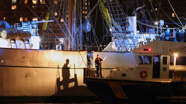 One dead after Mexican navy training ship hits New York's Brooklyn Bridge - as mayor says at least 19 injured One dead after Mexican navy training ship hits New York's Brooklyn Bridge - as mayor says at least 19 injured