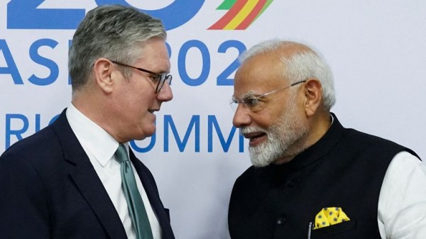 Reduced tariffs on whisky and gin as UK and India strike 'historic' trade deal Reduced tariffs on whisky and gin as UK and India strike 'historic' trade deal