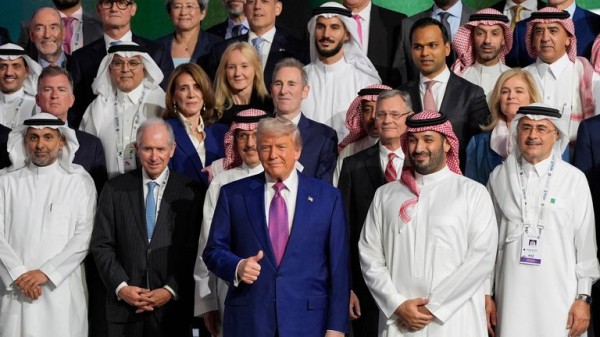 Trump to lift sanctions on Syria - as he announces $600bn deal with Saudi Arabia Trump to lift sanctions on Syria - as he announces $600bn deal with Saudi Arabia