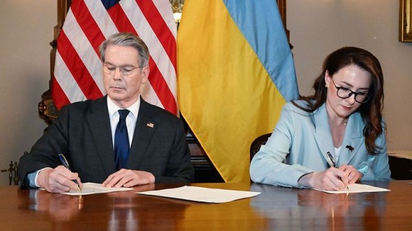 What US-Ukraine minerals deal means for Putin What US-Ukraine minerals deal means for Putin