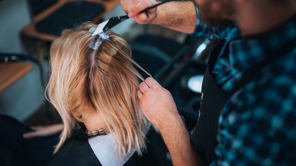 This daily beauty routine could be ruining your hair, experts warn