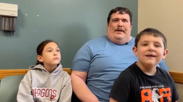 Boy, 6, suffers life-threatening stroke that causes paralysis: 'Rare complication' Boy, 6, suffers life-threatening stroke that causes paralysis: 'Rare complication'