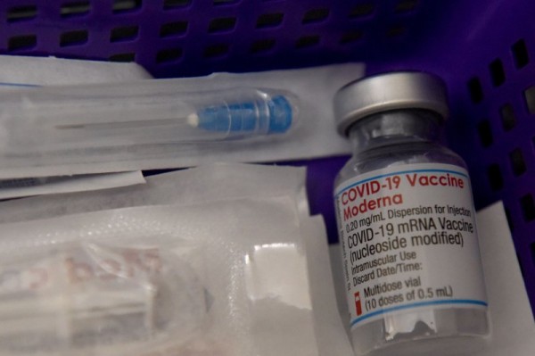 FDA OKs new COVID-19 vaccine for 65 and older, others with conditions FDA OKs new COVID-19 vaccine for 65 and older, others with conditions