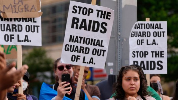 Los Angeles protests: Curfew comes into force - as California's governor steps up his attack on Donald Trump Los Angeles protests: Curfew comes into force - as California's governor steps up his attack on Donald Trump