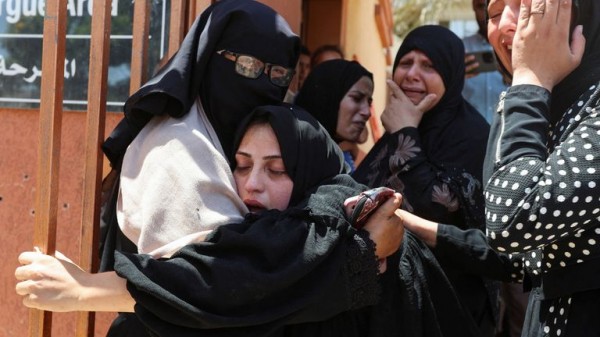 'At least 59 killed' in Gaza after Israeli military opens fire near aid centre and carries out strikes 'At least 59 killed' in Gaza after Israeli military opens fire near aid centre and carries out strikes