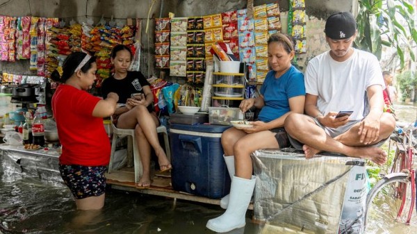 Dozens dead as storm sweeps through the Philippines Dozens dead as storm sweeps through the Philippines