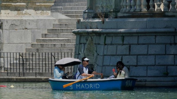 European heatwave leaves Spain, Portugal, Italy and Greece in sweltering 40C heat