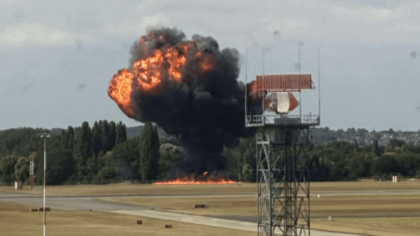 Fireball at Southend Airport after small plane crashes Fireball at Southend Airport after small plane crashes