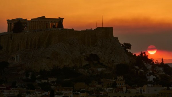 Firefighters tackle blazes as wildfires break out in Greece, Turkey and Albania Firefighters tackle blazes as wildfires break out in Greece, Turkey and Albania