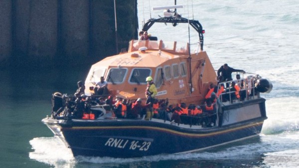France yet to agree how many migrant returns it will accept, says Yvette Cooper