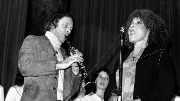Grammy-winning jazz singer Dame Cleo Laine dies
