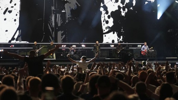 Oasis reunion: A high-five and a hug - the gestures were there, but ultimately it was all about the music Oasis reunion: A high-five and a hug - the gestures were there, but ultimately it was all about the music