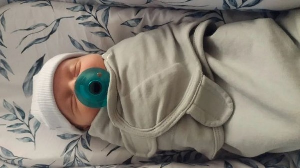 Record-breaking baby born from oldest ever embryo Record-breaking baby born from oldest ever embryo