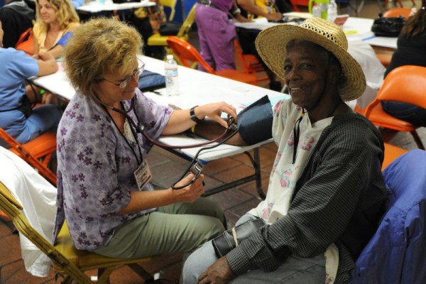 Heart groups issue new guidelines for blood pressure treatment