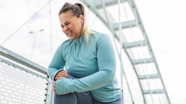 Knee pain is becoming more common in younger adults for two specific reasons Knee pain is becoming more common in younger adults for two specific reasons