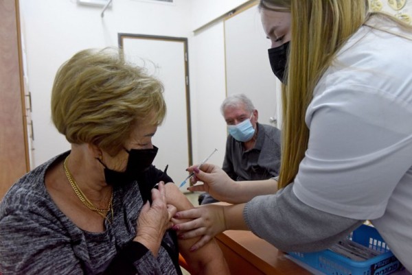 Study: Shingles vaccine helps protect against heart disease, dementia