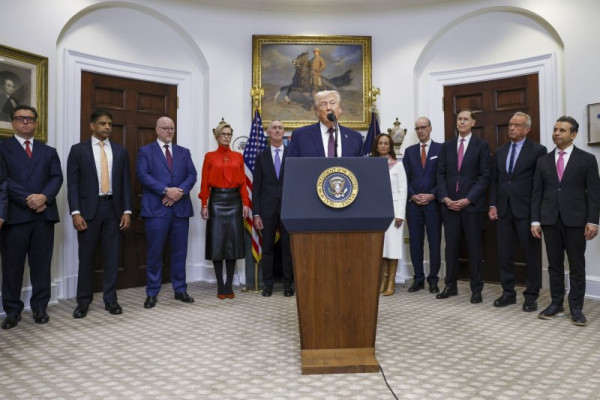 Trump announces lower drug prices in deals with nine companies Trump announces lower drug prices in deals with nine companies