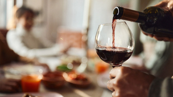 Deadly cancer risk spikes with certain level of alcohol consumption, study finds Deadly cancer risk spikes with certain level of alcohol consumption, study finds