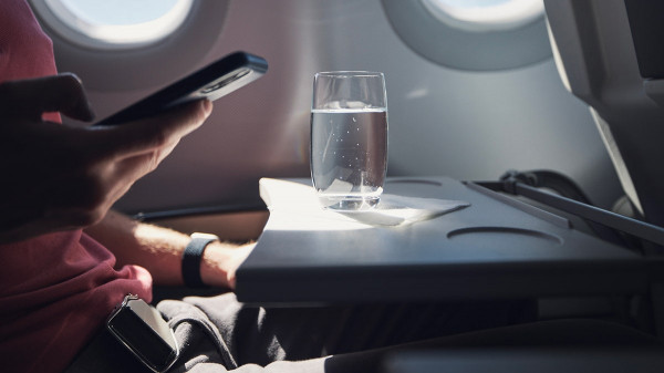 Flight passengers warned as airline water systems test positive for contamination Flight passengers warned as airline water systems test positive for contamination