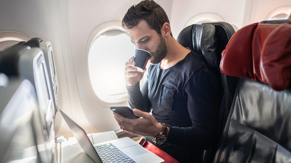 Flight passengers warned as airline water systems test positive for contamination Flight passengers warned as airline water systems test positive for contamination